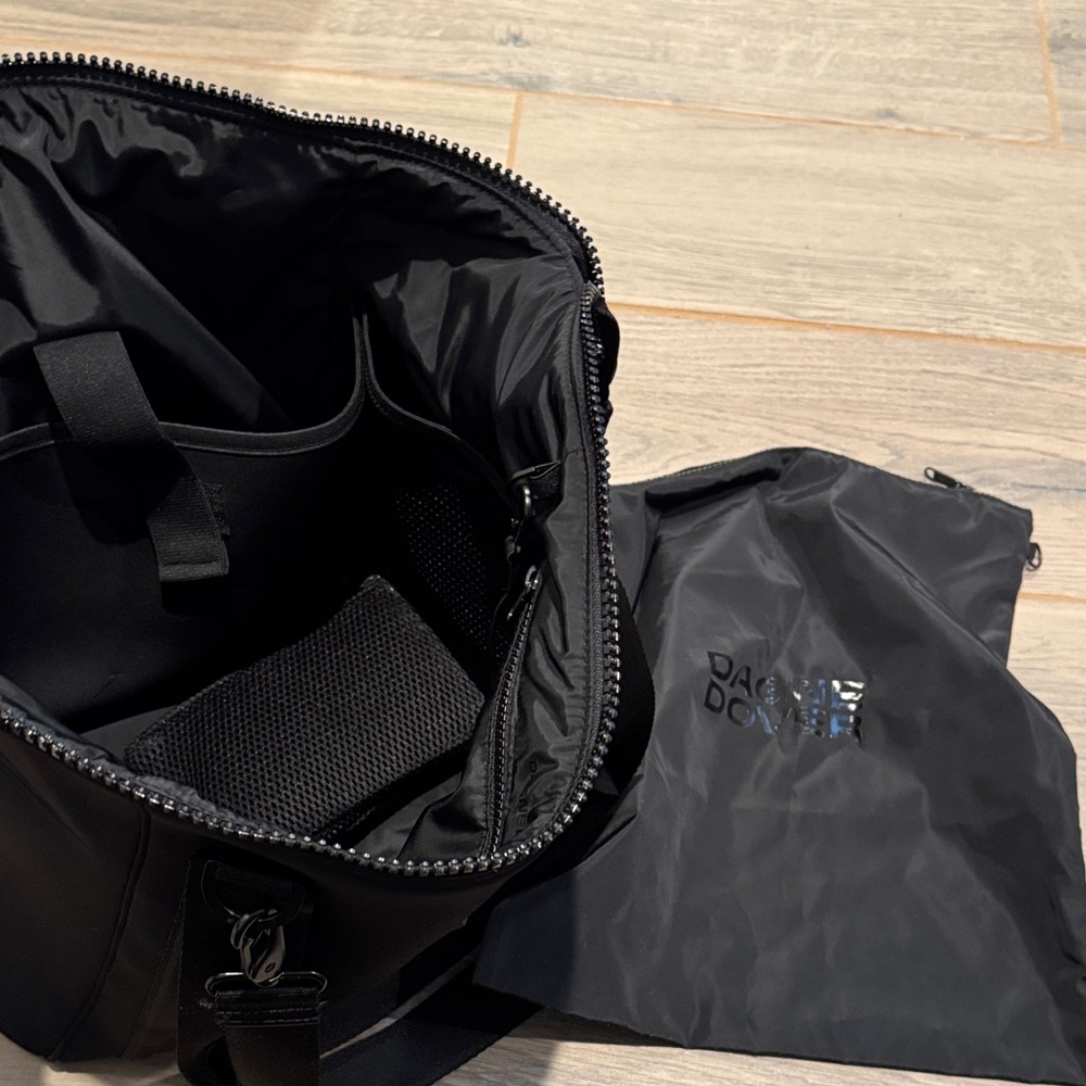 Dagne Dover Landon Carryall Medium - Picture 4 of 6